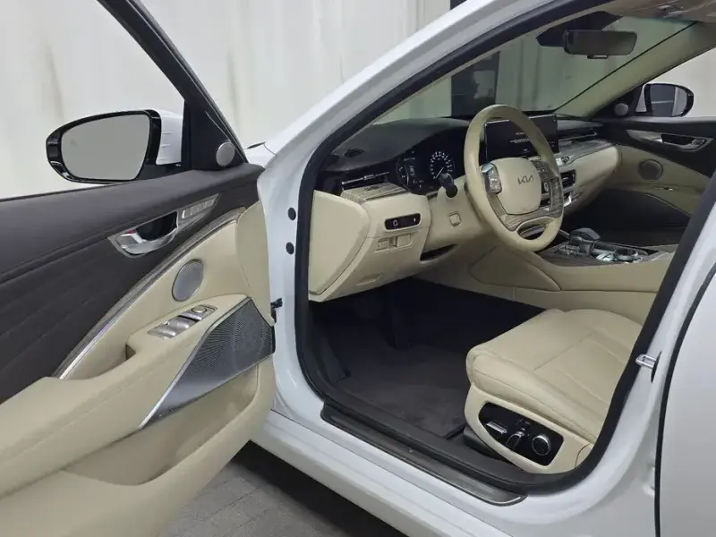 2022 Kia K9 с пробегом 28 279 км