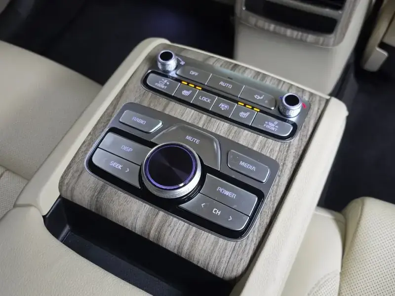2022 Kia K9 с пробегом 28 279 км