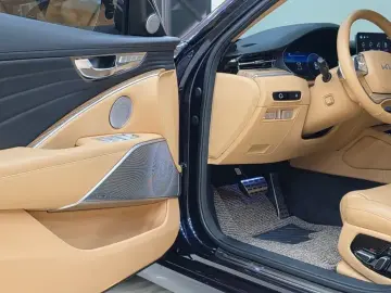 2022 Kia K9 с пробегом 76 703 км