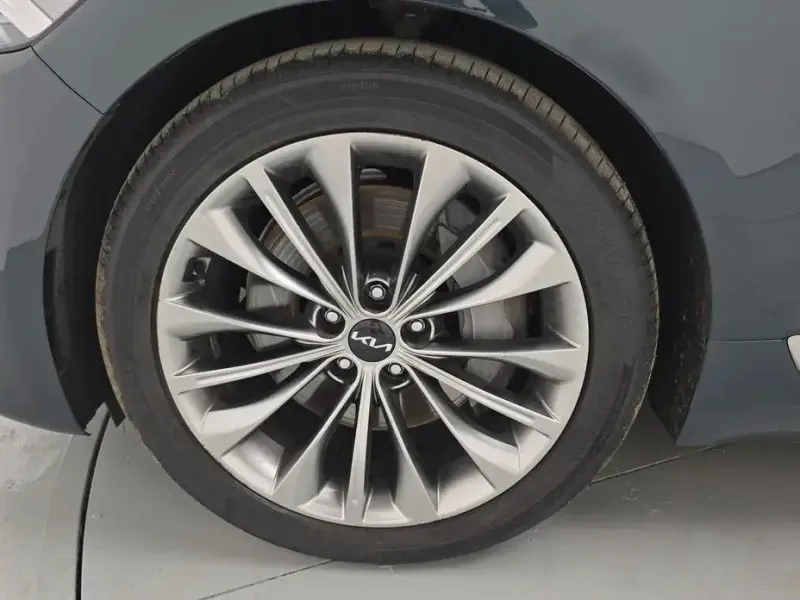 2022 Kia K9 с пробегом 38 073 км