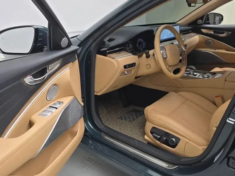 2022 Kia K9 с пробегом 38 073 км
