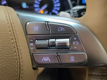 2022 Kia K9 с пробегом 38 073 км