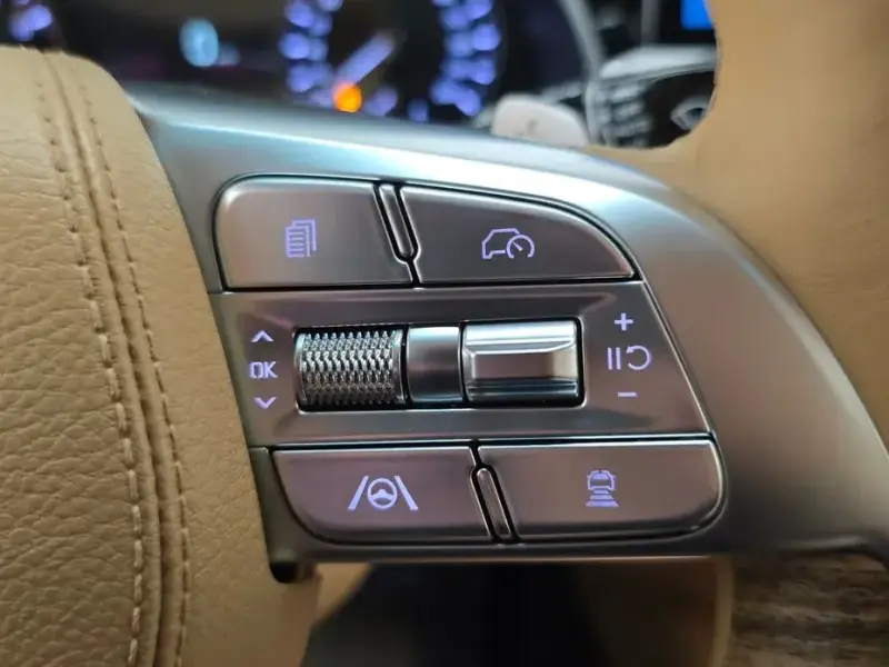 2022 Kia K9 с пробегом 38 073 км