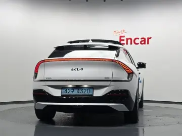 2022 Kia EV6 с пробегом 46 352 км