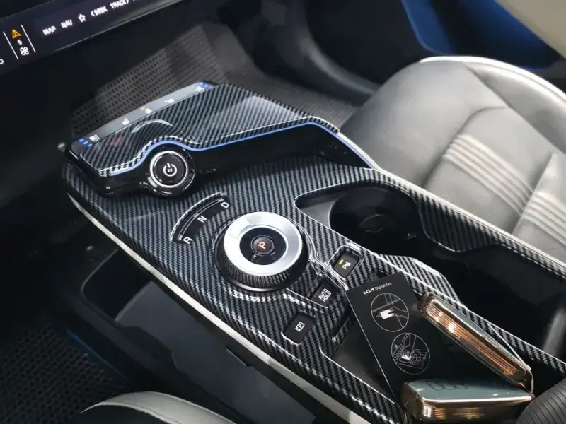 2022 Kia EV6 с пробегом 46 352 км