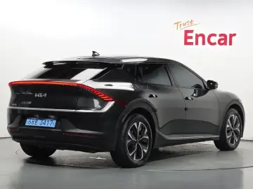 2022 Kia EV6 с пробегом 24 991 км