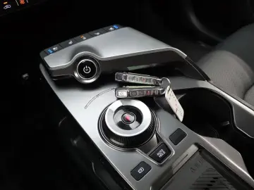 2022 Kia EV6 с пробегом 24 991 км