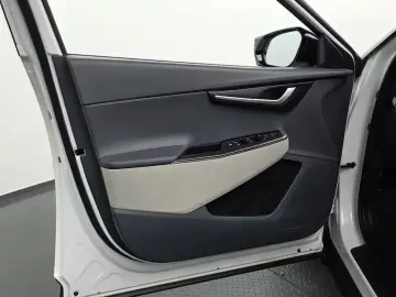 2024 Kia EV6 с пробегом 38 513 км