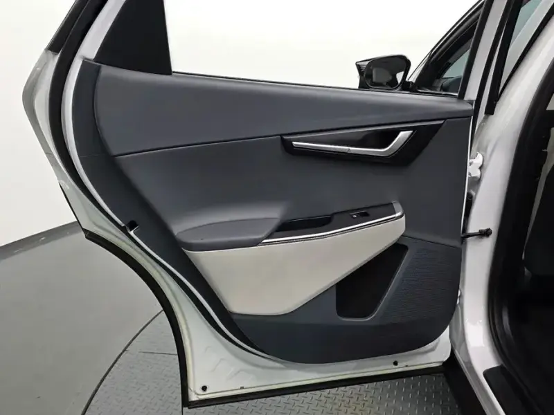 2024 Kia EV6 с пробегом 38 513 км