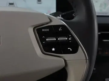 2024 Kia EV6 с пробегом 38 513 км