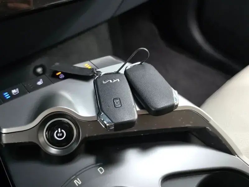 2024 Kia EV6 с пробегом 38 513 км