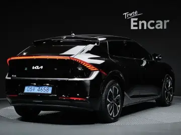 2023 Kia EV6 с пробегом 45 035 км