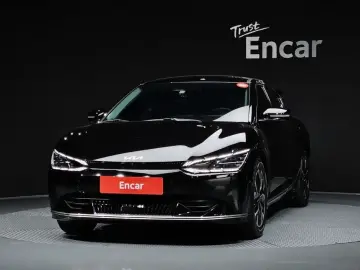 2023 Kia EV6 с пробегом 45 035 км