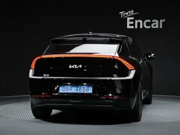 2023 Kia EV6 с пробегом 45 035 км
