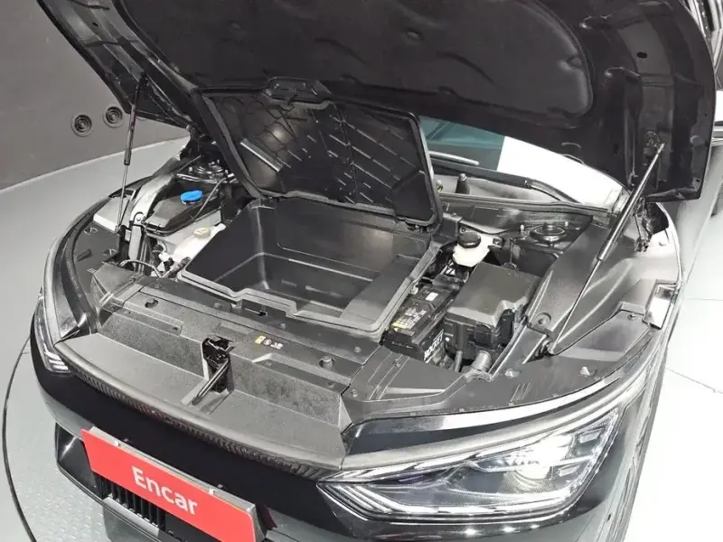 2023 Kia EV6 с пробегом 45 035 км