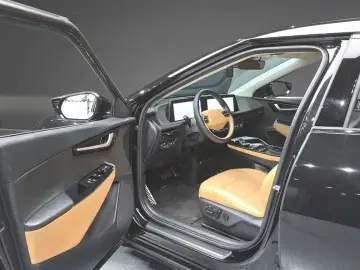 2023 Kia EV6 с пробегом 45 035 км