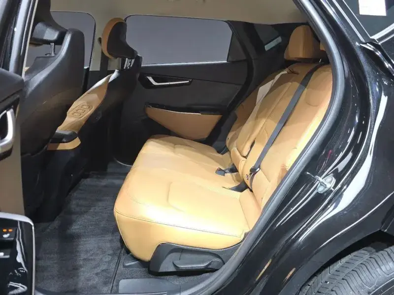 2023 Kia EV6 с пробегом 45 035 км