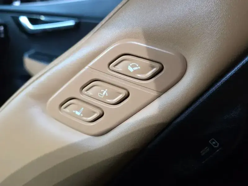2023 Kia EV6 с пробегом 45 035 км
