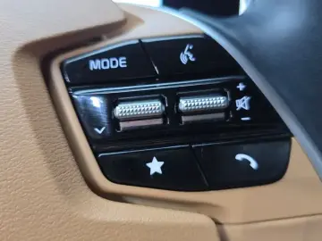 2023 Kia EV6 с пробегом 45 035 км