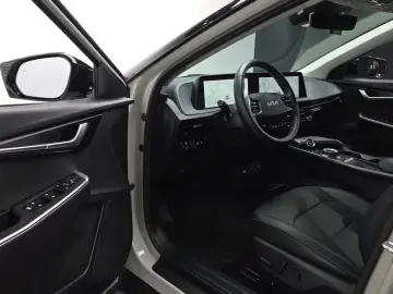 2023 Kia EV6 с пробегом 22 883 км