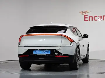 2024 Kia EV6 с пробегом 71 606 км