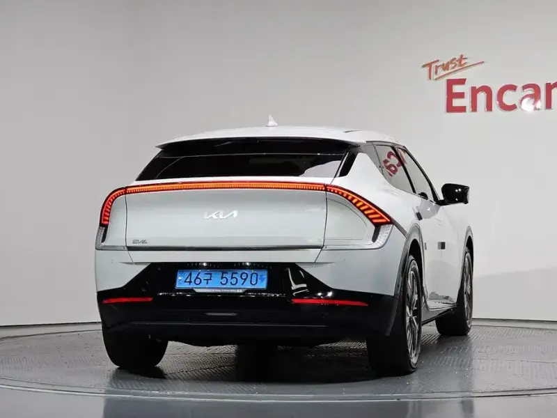2024 Kia EV6 с пробегом 71 606 км