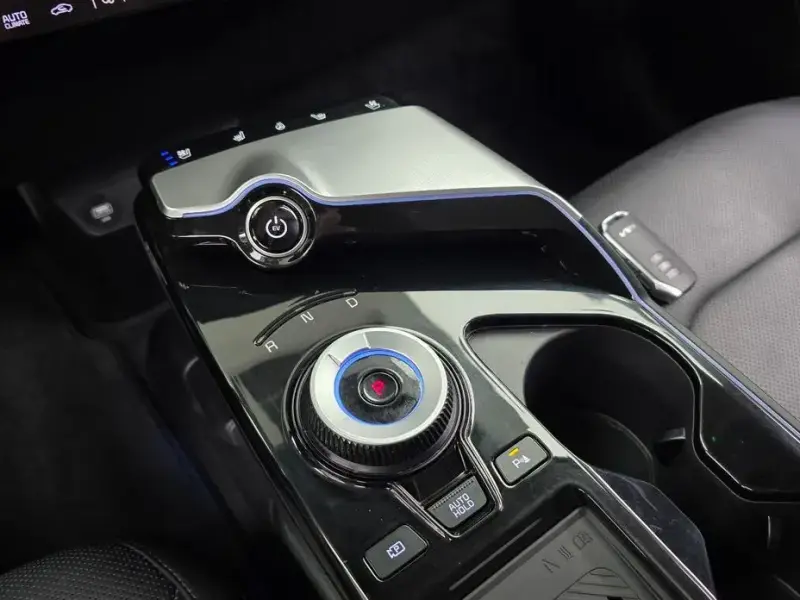 2024 Kia EV6 с пробегом 71 606 км