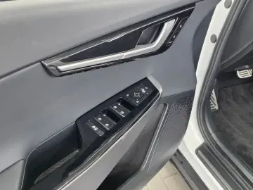 2024 Kia EV6 с пробегом 71 606 км