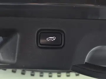 2022 Kia EV6 с пробегом 70 035 км