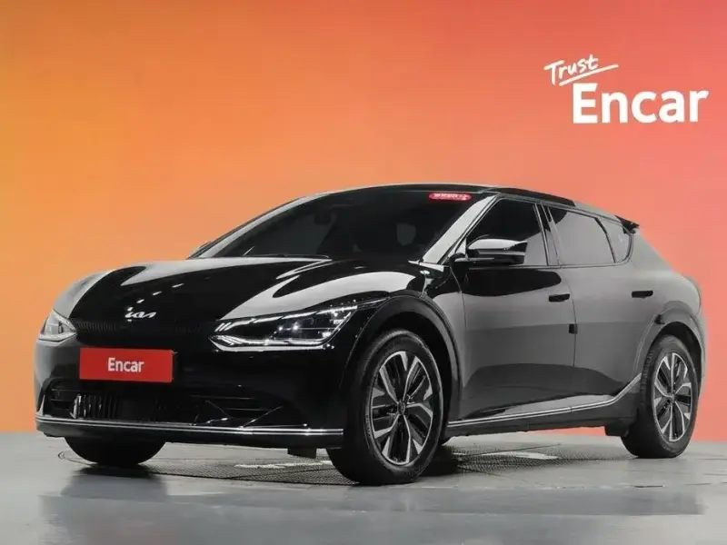 2022 Kia EV6 с пробегом 62 354 км