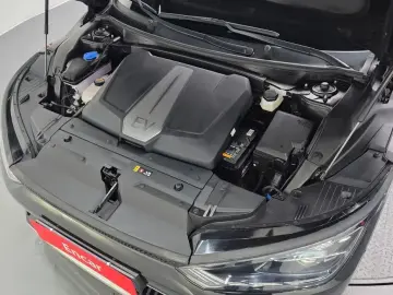 2022 Kia EV6 с пробегом 62 354 км