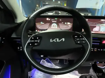 2022 Kia EV6 с пробегом 86 994 км