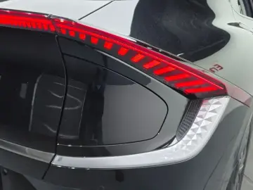 2022 Kia EV6 с пробегом 62 354 км