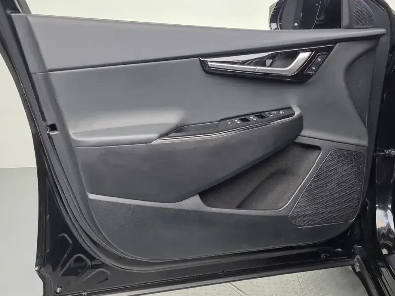 2022 Kia EV6 с пробегом 62 354 км