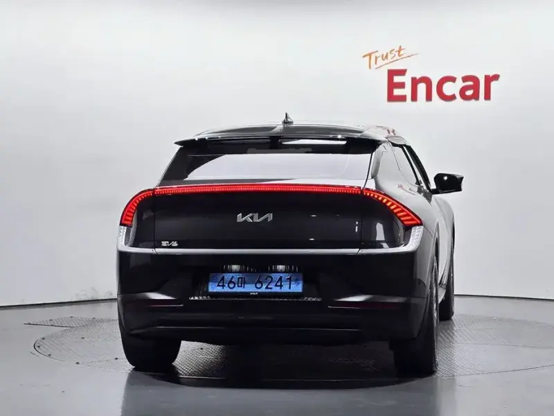2022 Kia EV6 с пробегом 76 882 км