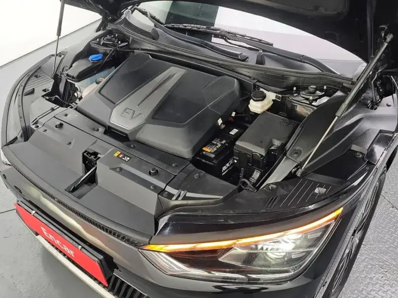 2022 Kia EV6 с пробегом 79 844 км