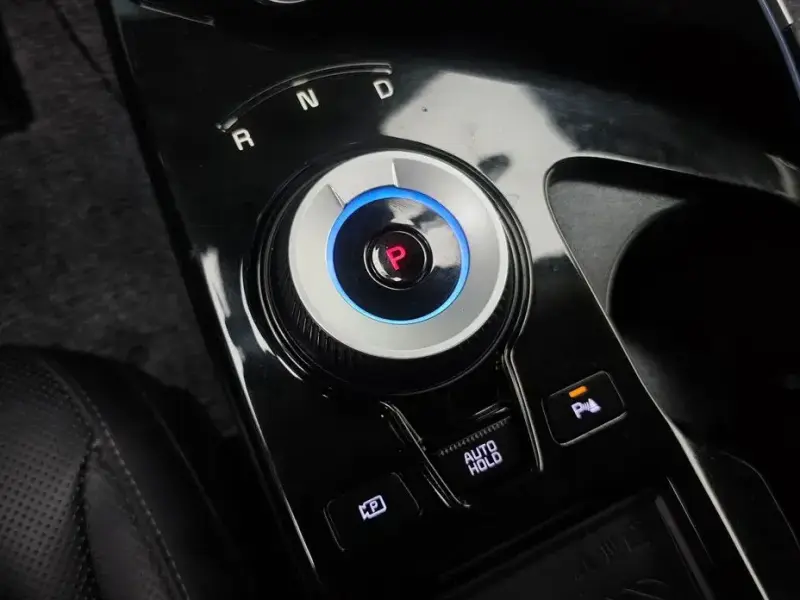 2022 Kia EV6 с пробегом 79 844 км