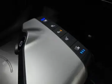 2022 Kia EV6 с пробегом 76 882 км