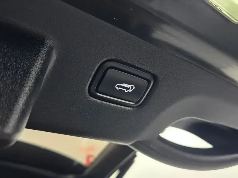 2022 Kia EV6 с пробегом 76 882 км