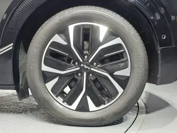 2022 Kia EV6 с пробегом 79 844 км