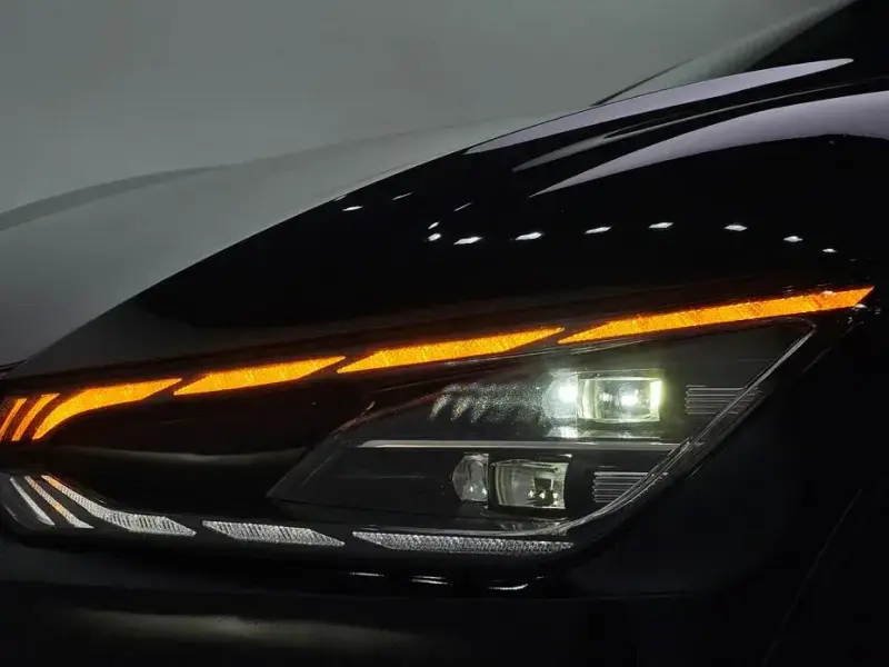 2022 Kia EV6 с пробегом 79 844 км