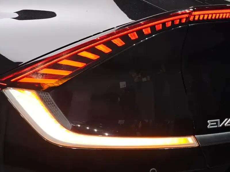 2022 Kia EV6 с пробегом 79 844 км