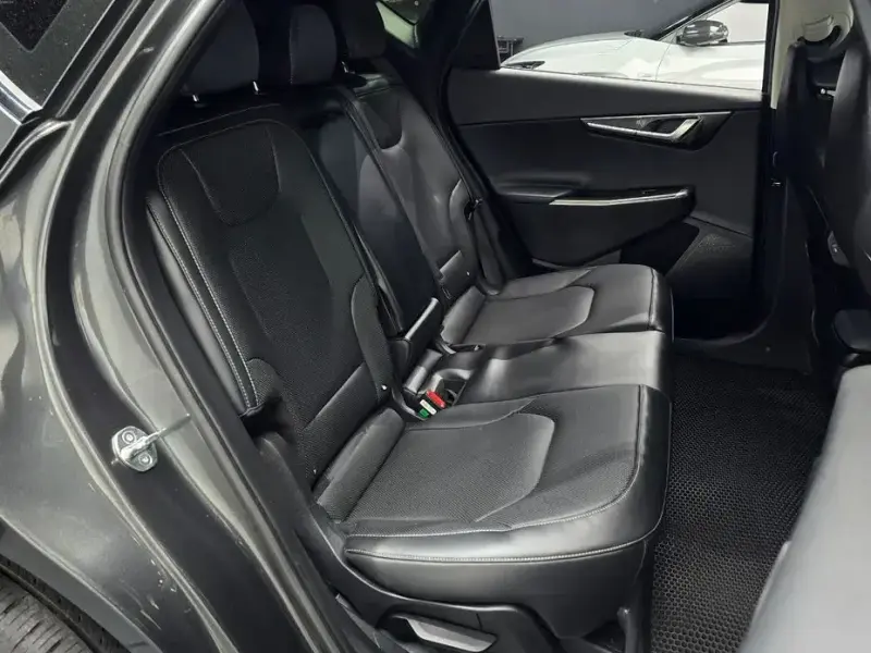 2022 Kia EV6 с пробегом 76 882 км