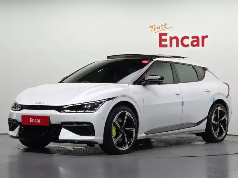 2023 Kia EV6 с пробегом 98 651 км