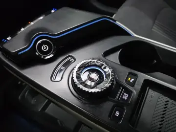 2023 Kia EV6 с пробегом 98 651 км