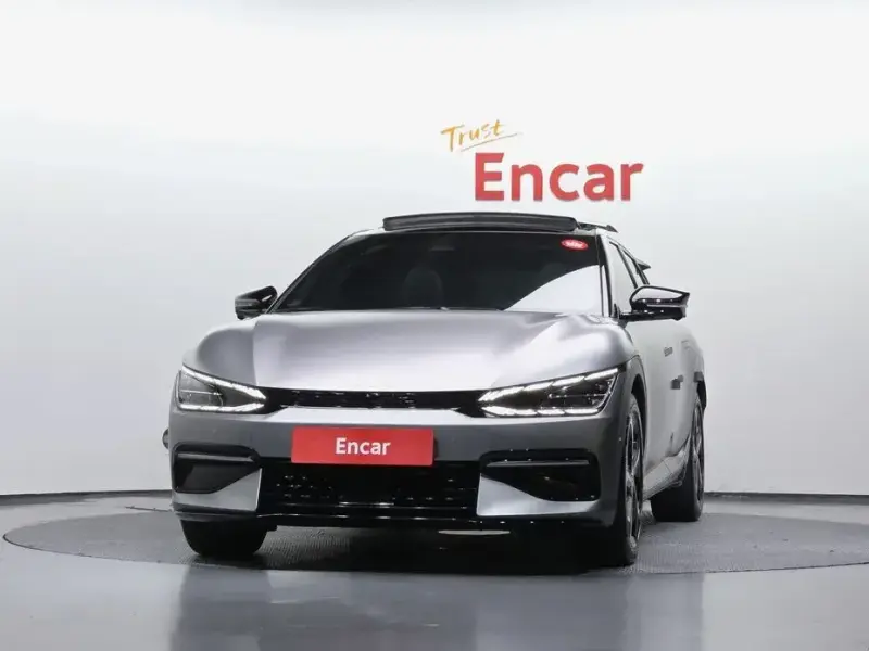 2024 Kia EV6 с пробегом 45 412 км