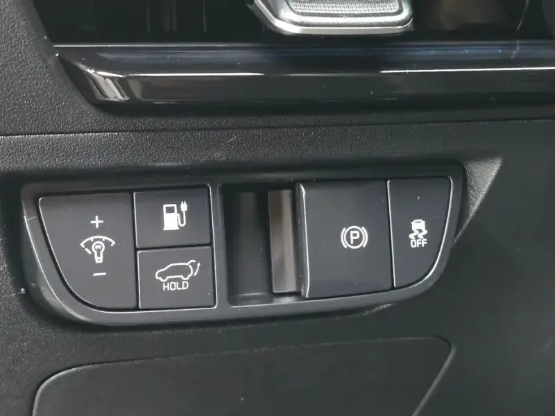 2023 Kia EV6 с пробегом 98 651 км