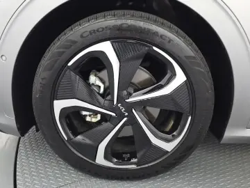 2024 Kia EV6 с пробегом 45 412 км