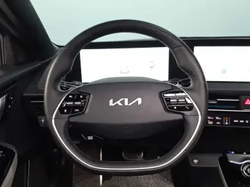 2024 Kia EV6 с пробегом 45 412 км