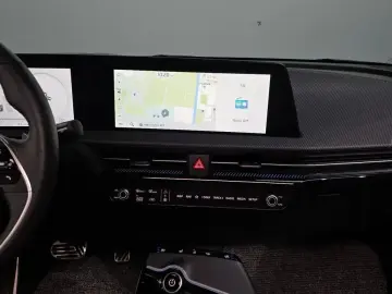 2024 Kia EV6 с пробегом 45 412 км